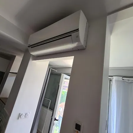 A 50 M De La Apartment